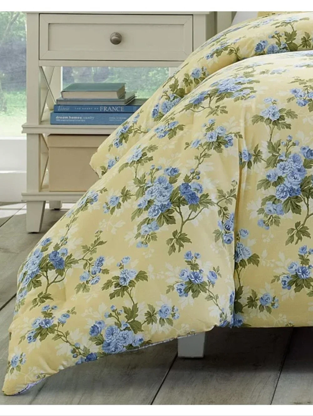 Laura Ashley Cassidy Cotton Reversible 7 Piece Duvet Cover Set Full/Queen